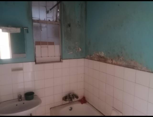 2.5 BEDROOM APARTMENT FOR SALE IN SUNNYSIDE